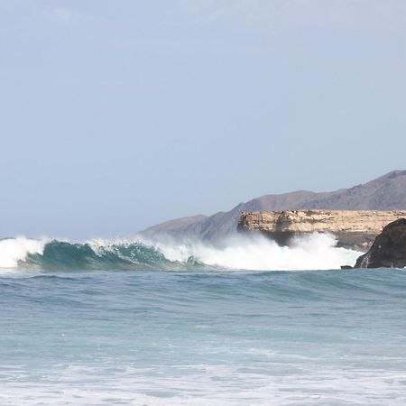Hostel Wellenkind Surfschool La Pared  Exterior foto