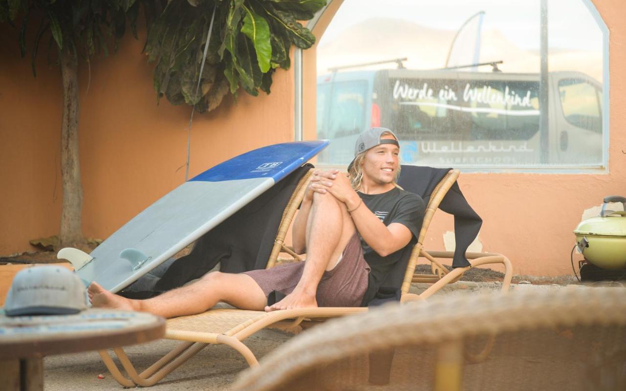 Hostel Wellenkind Surfschool La Pared  Exterior foto
